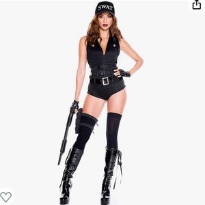 Halloween swat women Halloween costume size extra small comes with accessories